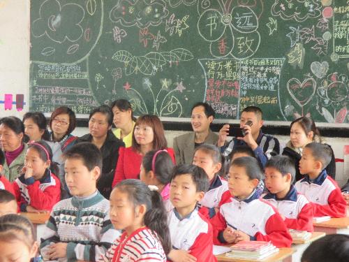 晒晒我们的班级读书会作文