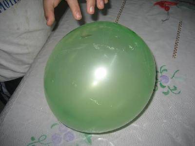 动手做实验(二)--做防爆气球作文