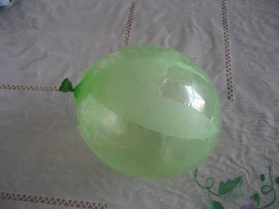 动手做实验(二)--做防爆气球作文