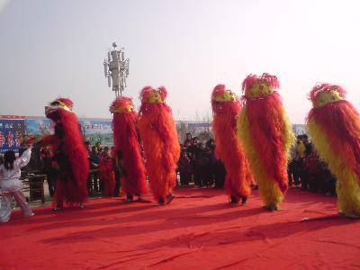 点点第一次赶庙会!(附多图)作文