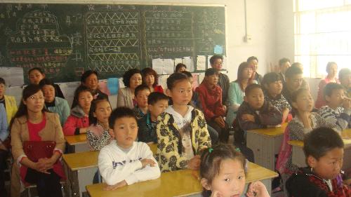 晒晒我们的班级读书会作文