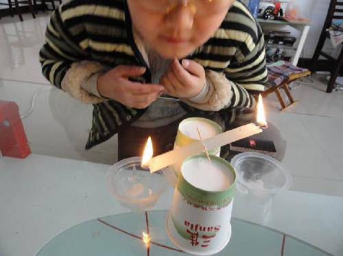 蜡烛跷跷板——【实验日记】作文