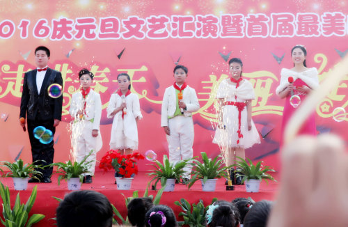 走进春天 美丽绽放作文