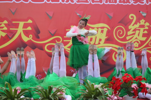 走进春天 美丽绽放作文