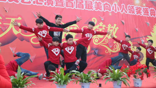 走进春天 美丽绽放作文