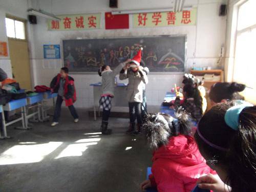 同样的精彩 不一样的感动作文