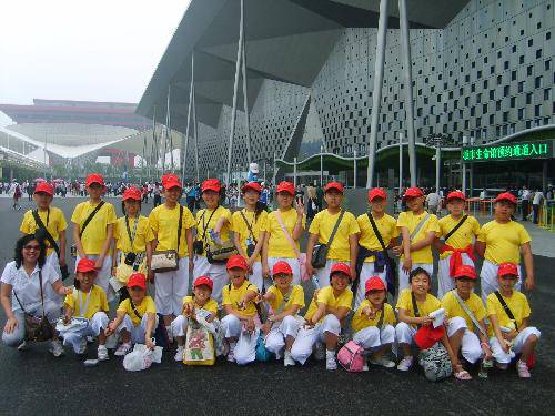 女孩在上海——世博园之旅作文