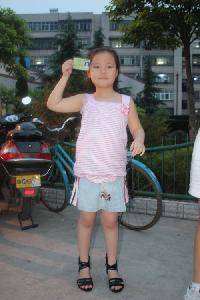 丫丫从旱鸭子成功转型为小青蛙作文