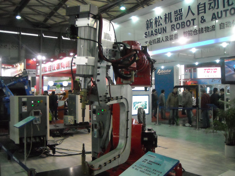 产业机械手臂—2012工博会