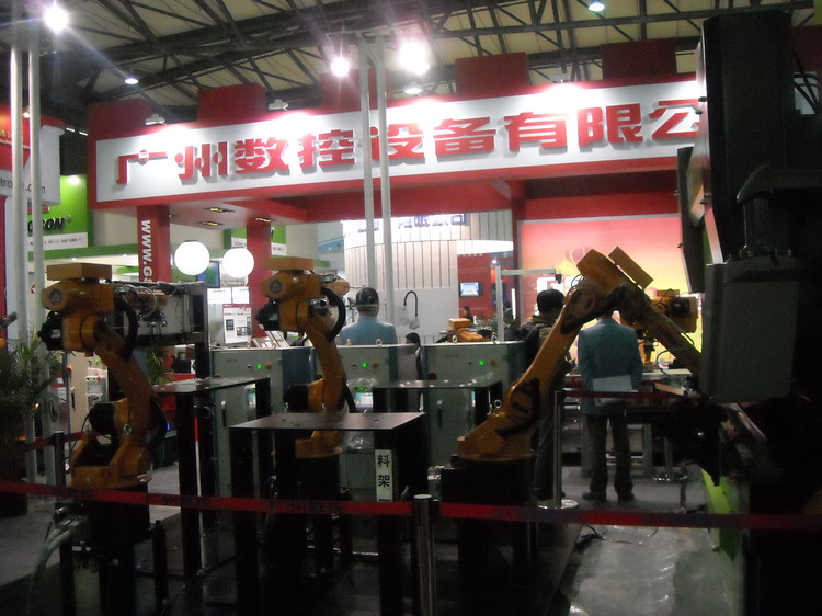产业机械手臂—2012工博会