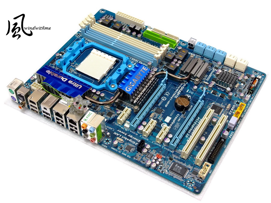 ��ת������ MA790FXT-UD5P���AMD X4 965��Ƶ����