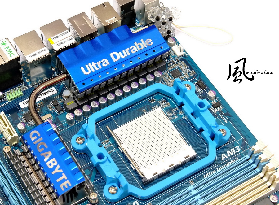 ��ת������ MA790FXT-UD5P���AMD X4 965��Ƶ����