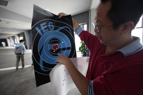 ceFu0pIhJIZn2 观世界,你选择哪扇窗户