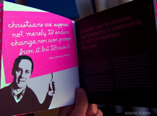 32款极具创见的宣传册设计