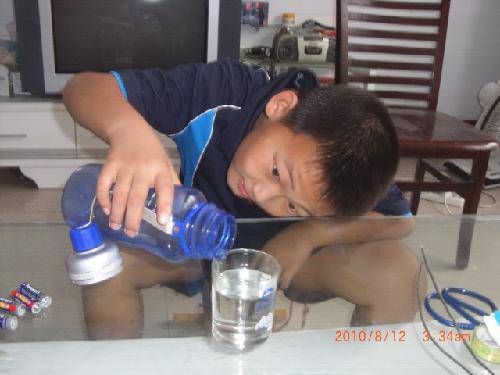 ʳ������ʲô��ɵ� ������������ѧʵ������