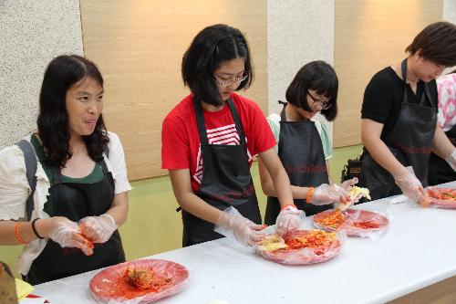 �Ӽ��ݵ��׶��������������ռ�����