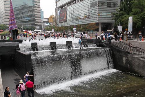 �Ӽ��ݵ��׶��������������ռ�����