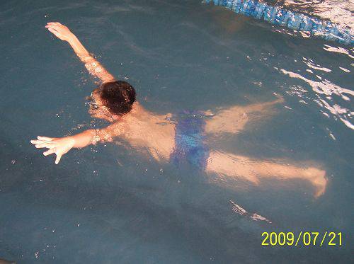 ������զ������