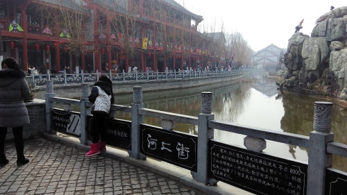 ���Ͻ���Ӱ����