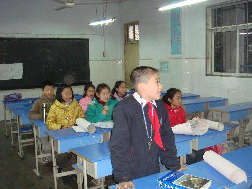 Ѱ�����˵��㼣������һ��༶���������