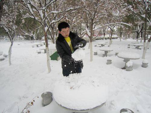 ��ѩ�ˣ���ã�����