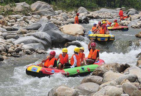 ���Ķ���Ư��������