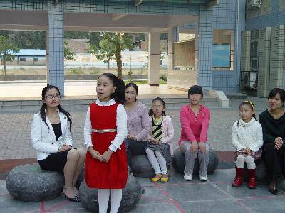 һ���ر�Ķ���ᡪ��������ӹ�����ʫ������һ�����ߵ�ʮ�߽���������