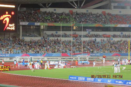 �����񻶣�����Ƭ������