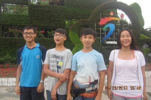 �����񻶣�����Ƭ������