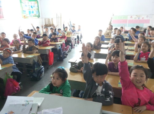 ���˲���ĺ���ְ֡����齻�������