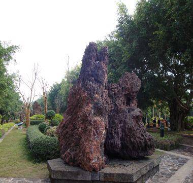 �ҵ��߲ʺ���֮�ã������κ��ڻ�ɽ�ڹ�԰����