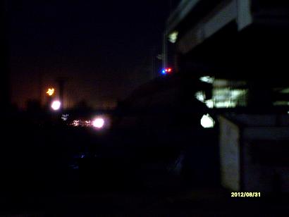 С�����ڹ���������̲���ţ����ţ���ҹ͵��ͼƬ.2012��8��31�գ�9��2�շ�����ԭ����