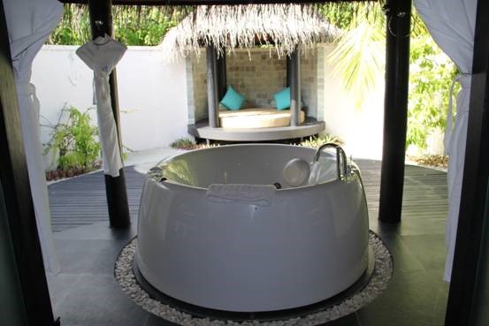 ��Dana������������С��ռ�ƪ~ϣ������¶��~����֮��~����ͼ~��һ��